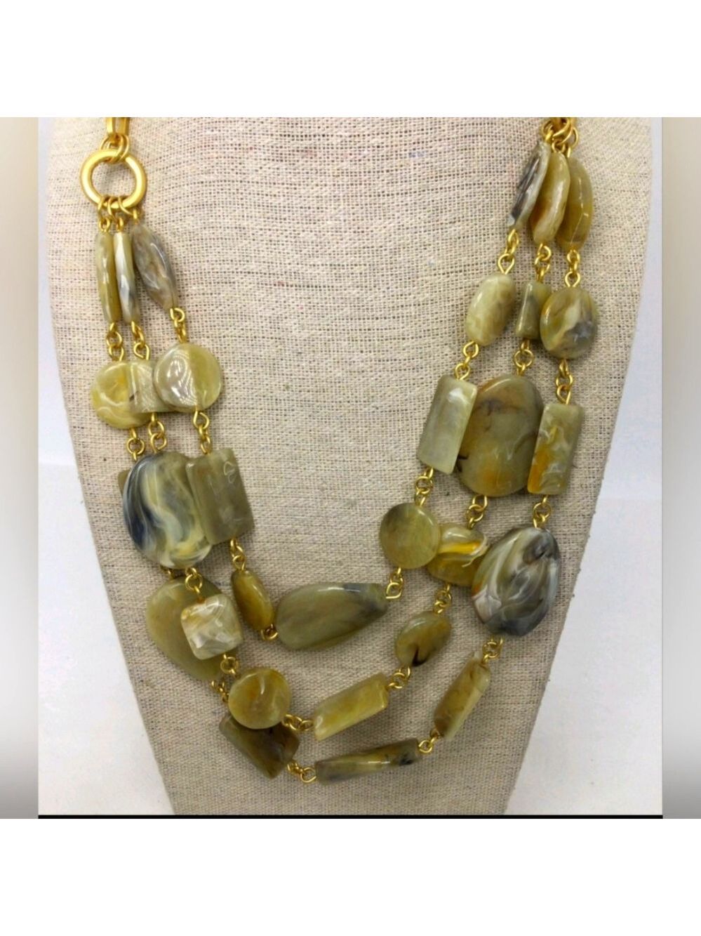 Talbots Goldtone Acrylic Multi Strand Necklace EUC 20"